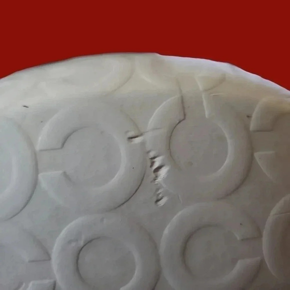 -Coach hardshell sunglass & eyeglass  case ivory color - Picture 8 of 10